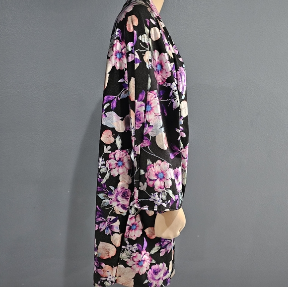 Nwt TAMO Desgin Black Floral Open Kimono Duster OSFM - Picture 5 of 9